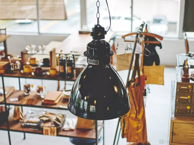 LT-1862 Normanton ノルマントン 店舗で使用した写真