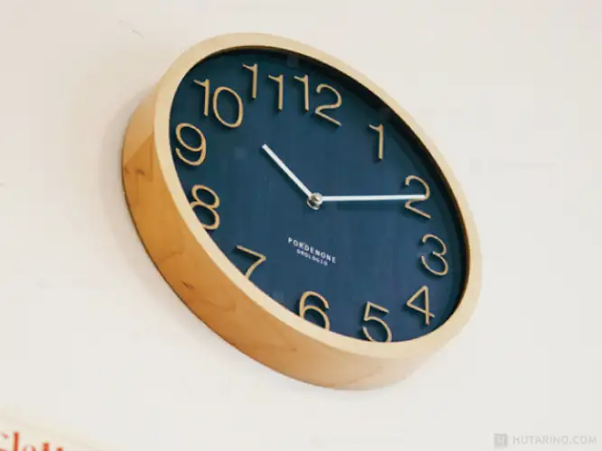 CL-2940 Plock プロック 電波掛け時計 使用イメージ