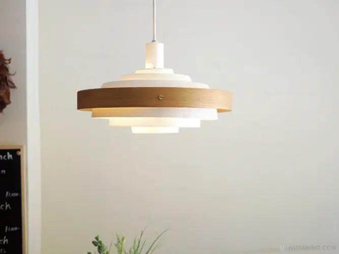 LT-3982 LT-3984 Norr ノール ペンダントライト 天井照明 消灯時の写真