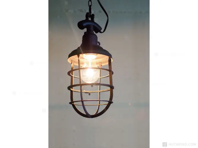 LT-8250 BAU バウ 点灯させた写真