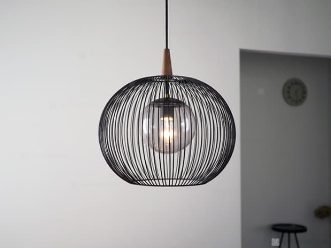 LT-4300 Theobald テオバルト ペンダントライト 横から見た写真