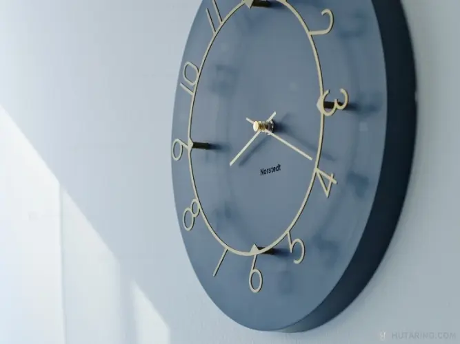 CL-4317 Luu ルウ ネイビーの影がよくわかる写真