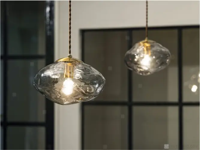 LT-4264 Neron ネロン ペンダントライト 点灯させた写真