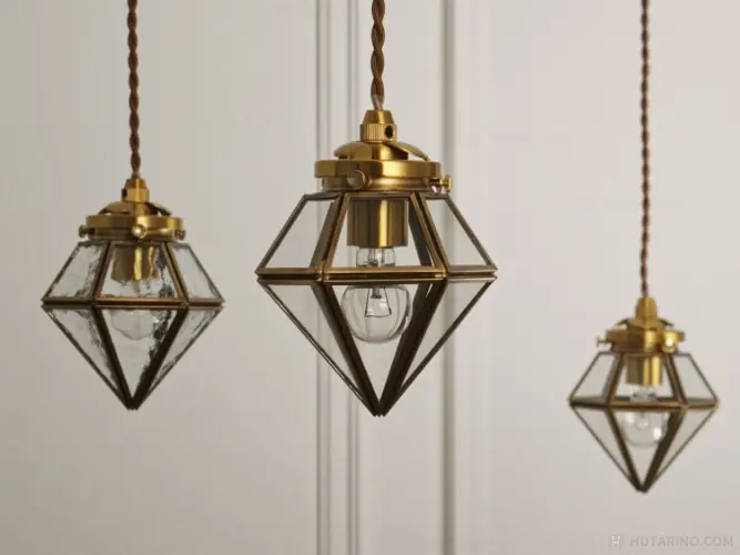 LT-4348-50 Pedra ペドラ 消灯時の写真