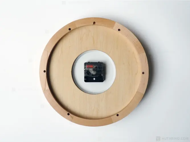 CL-4341 Nokka ノッカ ウォールクロック 裏側のデバイスがよくわかる写真