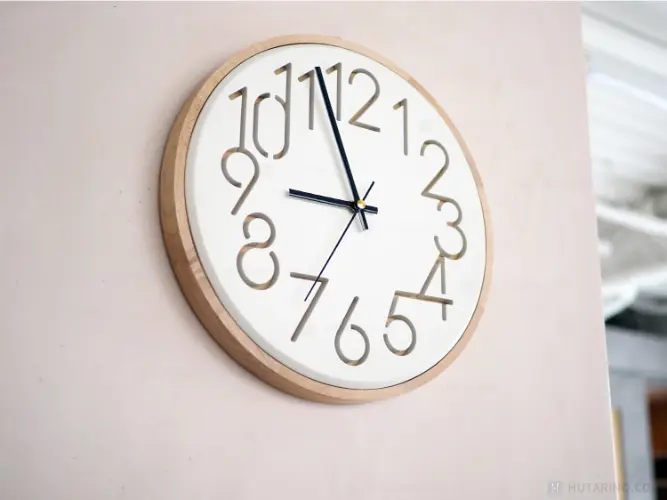 CL-4341 Nokka ノッカ ウォールクロック WHの使用イメージ