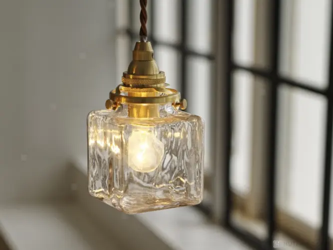 LT-4351 LT-4533 Toivo トイヴォ ペンダントライト SQを点灯させた写真