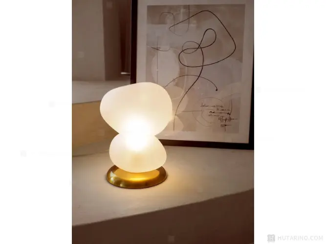 LT-4381 LT-4383 Uninen ウニネン テーブルライト 寝室での使用写真