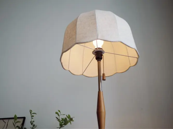 LT-4385 Lisette リゼット フロアライト 下から見上げた写真