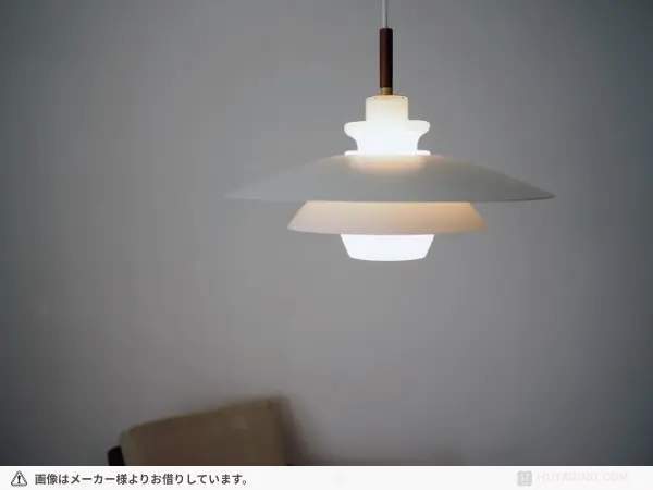 Blanche ブランシュ 乳白色ガラス レーヤードセード ペンダントライト
