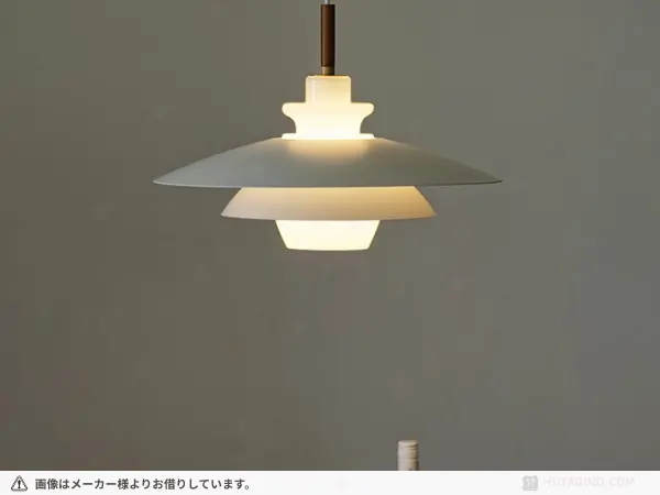 LT-4141 Blanche ブランシュ ペンダントライト 点灯させて横から見た写真