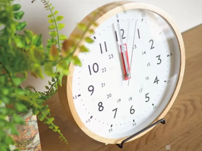 CL-2937 Storuman ストゥールマン 置き時計として使用した例