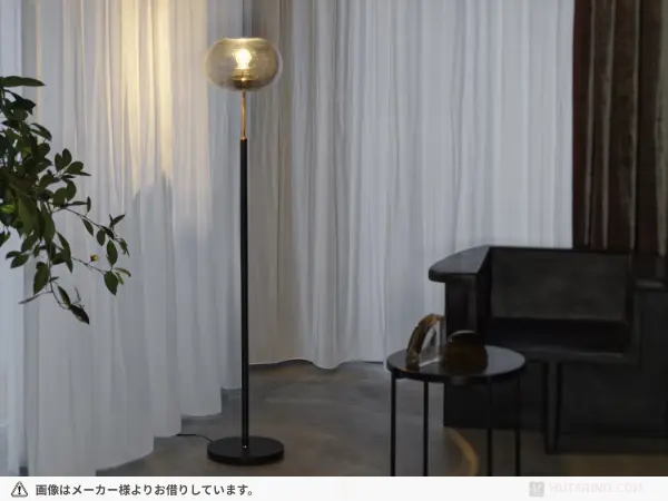 フロアーライトの例