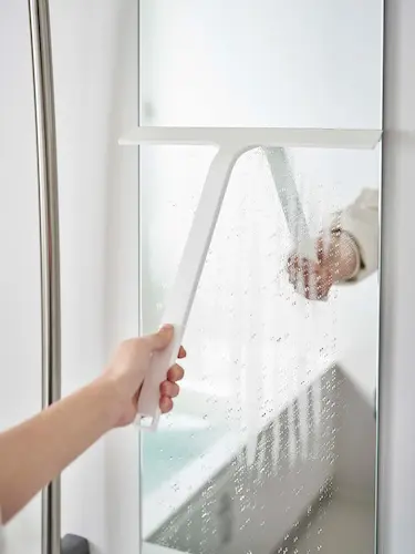 ③【鏡のウロコ汚れ対策】マグネット水切りワイパー