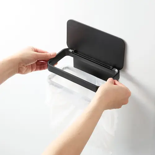 マグネットで壁面に簡単に取り付けできる蓋付きポリ袋ホルダー 山崎実業 tower
